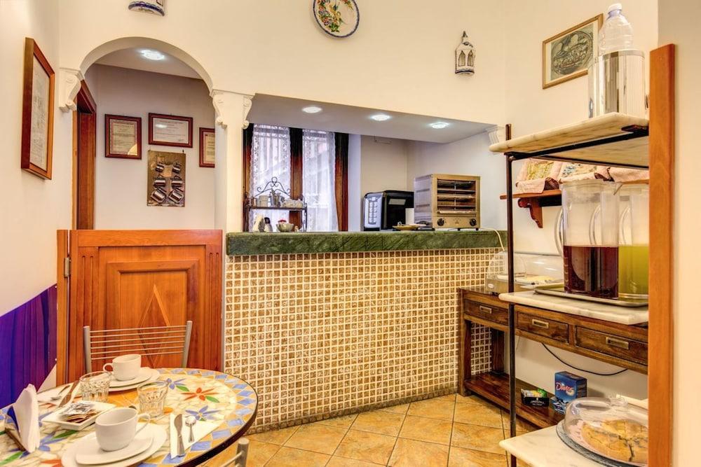 Hotel Gea Di Vulcano Rome Buitenkant foto